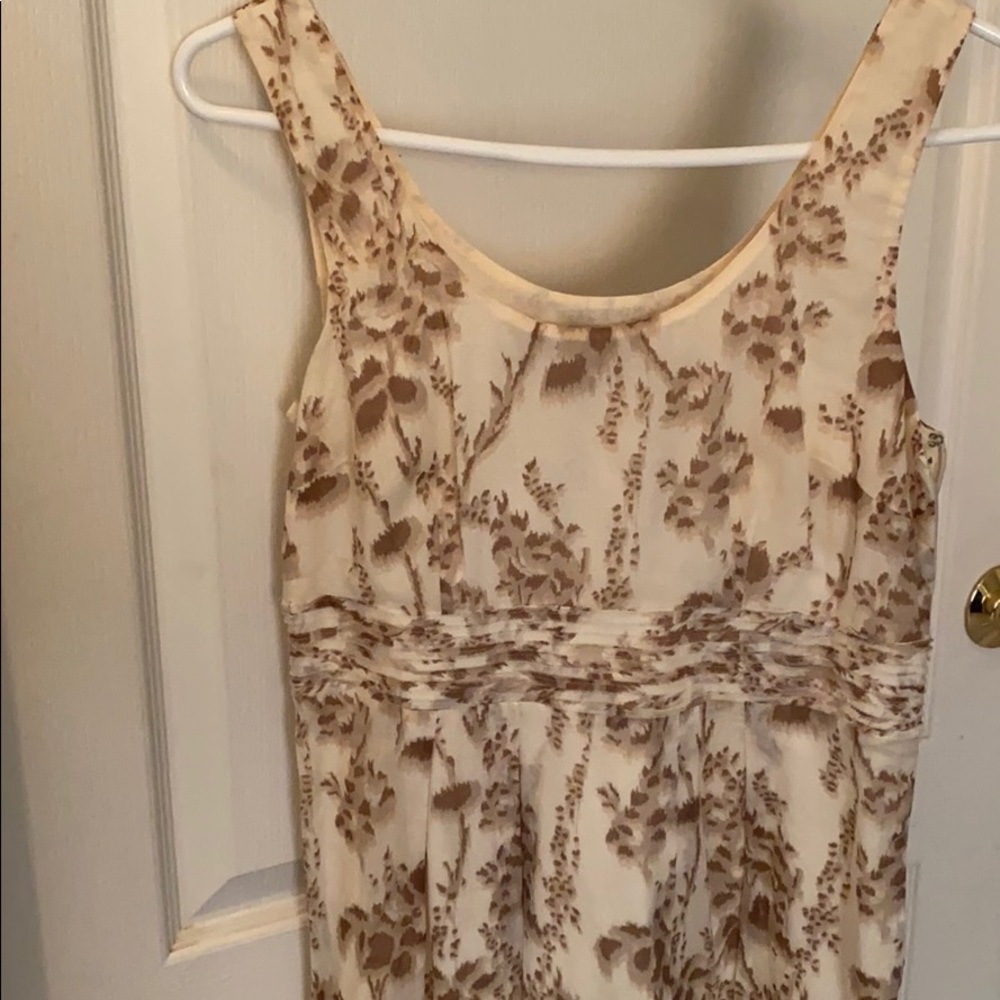 Spring dress - Picture 3 of 3